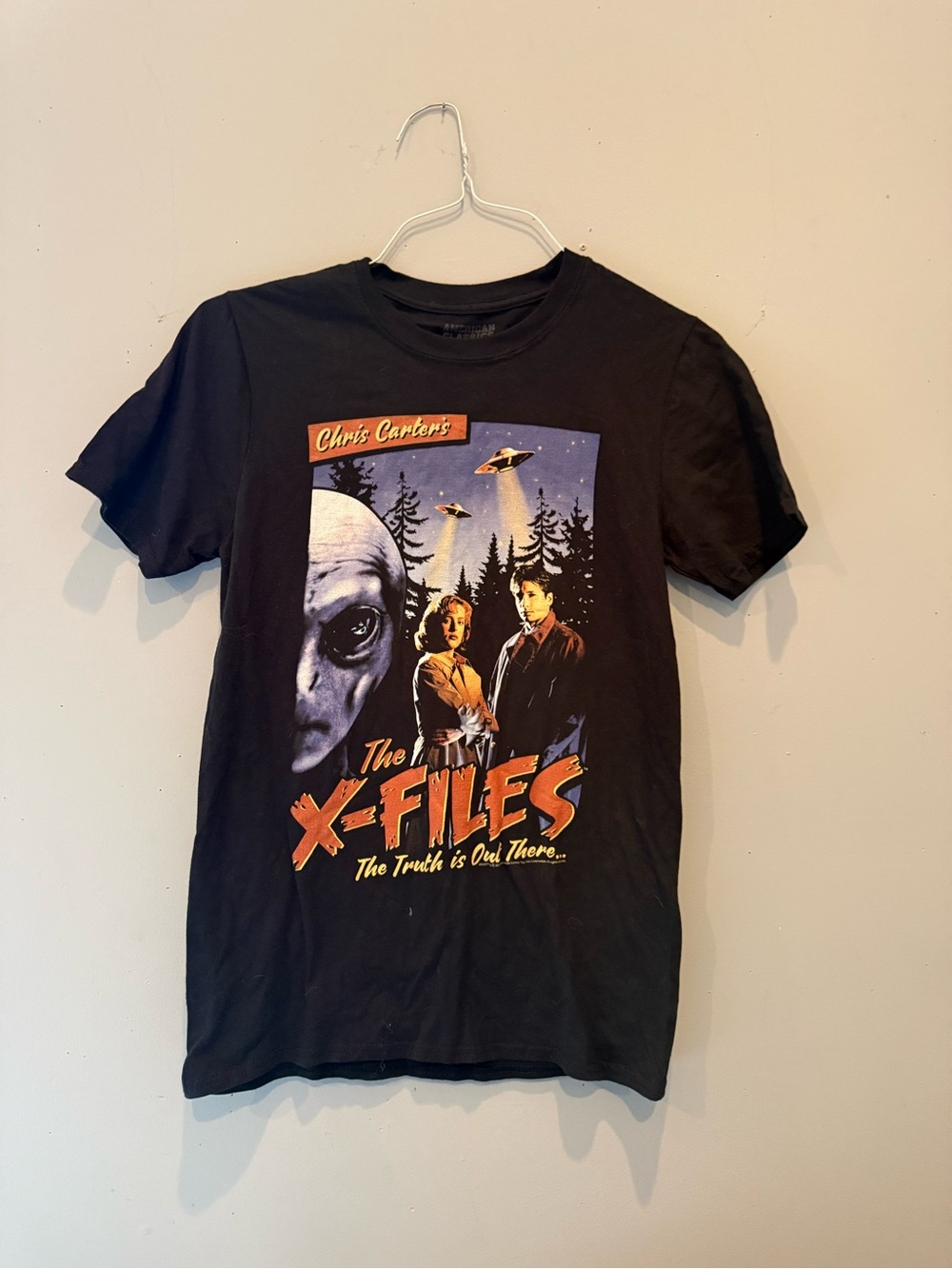 The X-Files Graphic Tee - Black